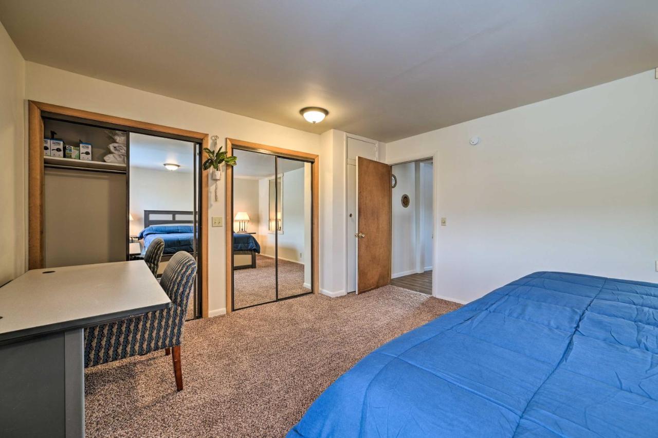 Cozy Tawas City Home With Views Of Lake Huron! المظهر الخارجي الصورة