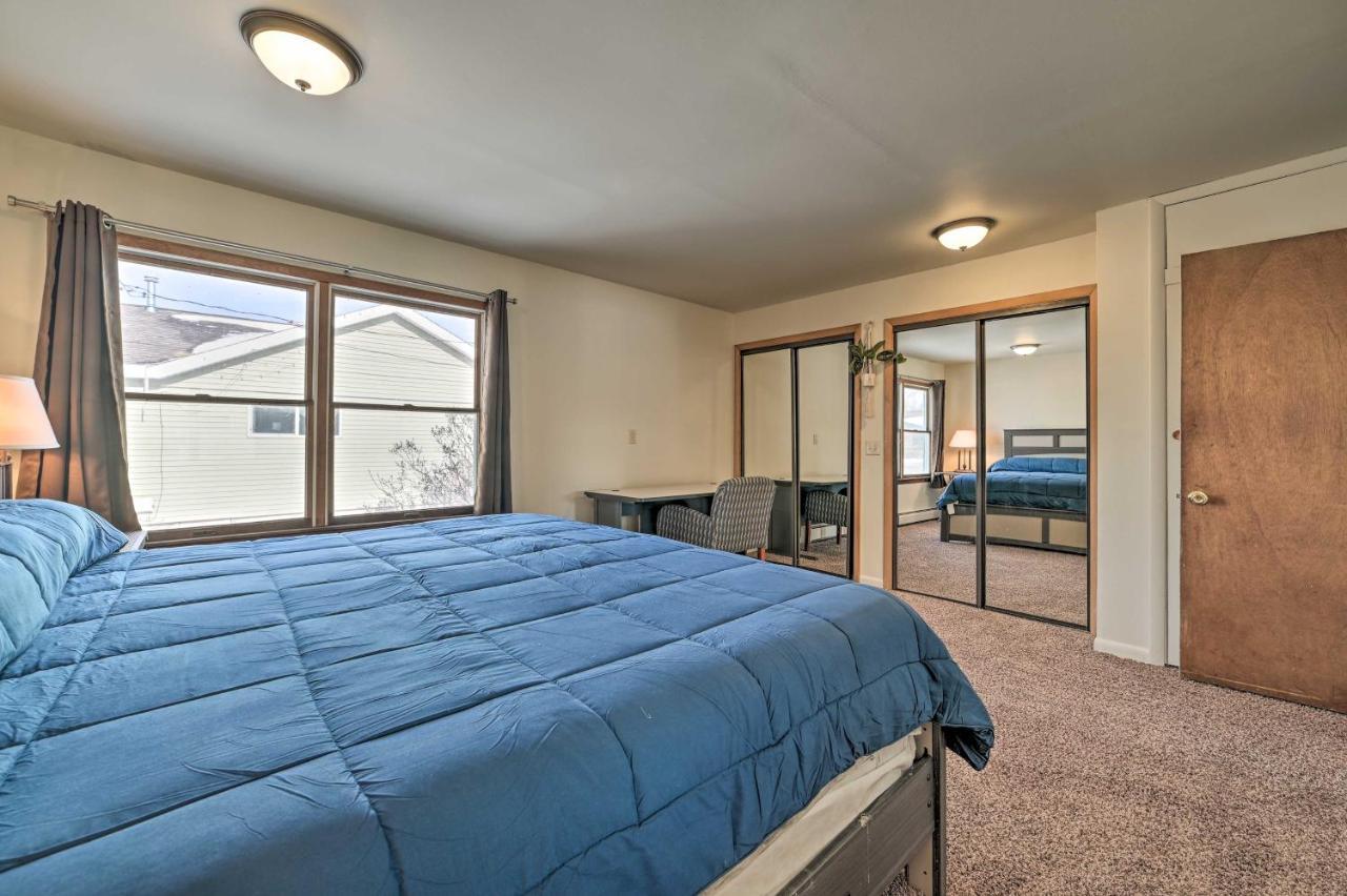 Cozy Tawas City Home With Views Of Lake Huron! المظهر الخارجي الصورة